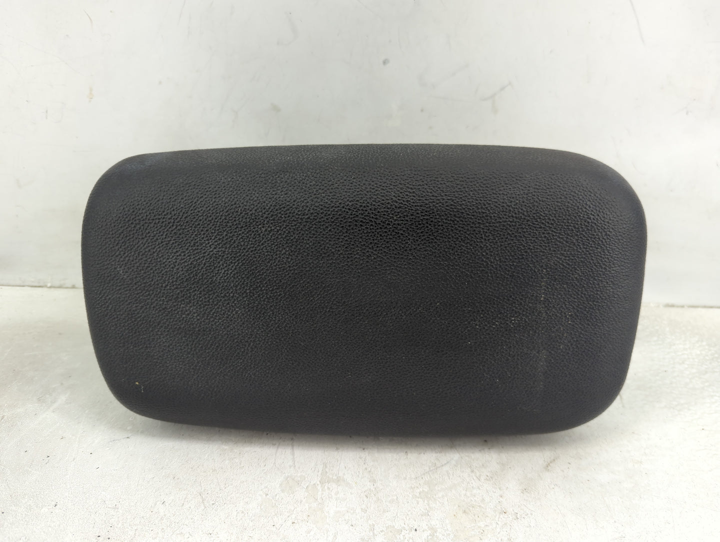 2020 Kia Forte Center Console Armrest Cover Lid Fits OEM Used Auto Parts - Oemusedautoparts1.com