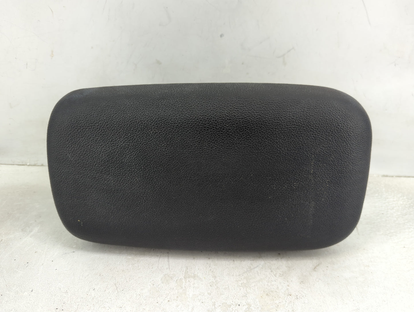 2020 Kia Forte Center Console Armrest Cover Lid Fits OEM Used Auto Parts - Oemusedautoparts1.com