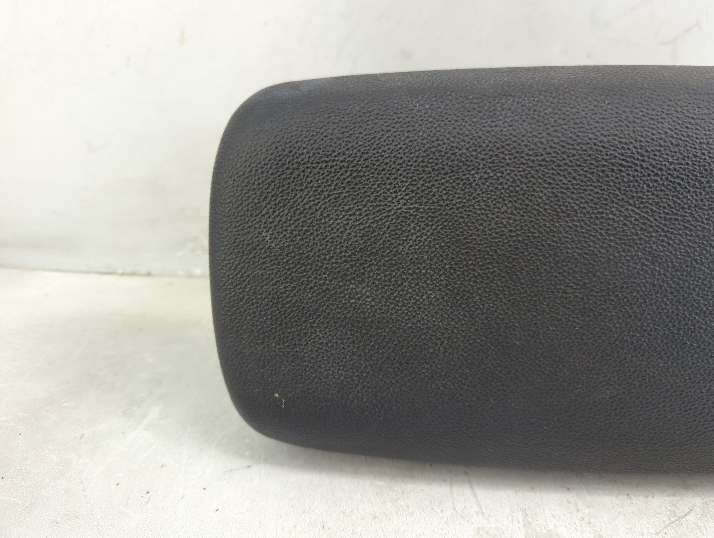 2020 Kia Forte Center Console Armrest Cover Lid Fits OEM Used Auto Parts - Oemusedautoparts1.com