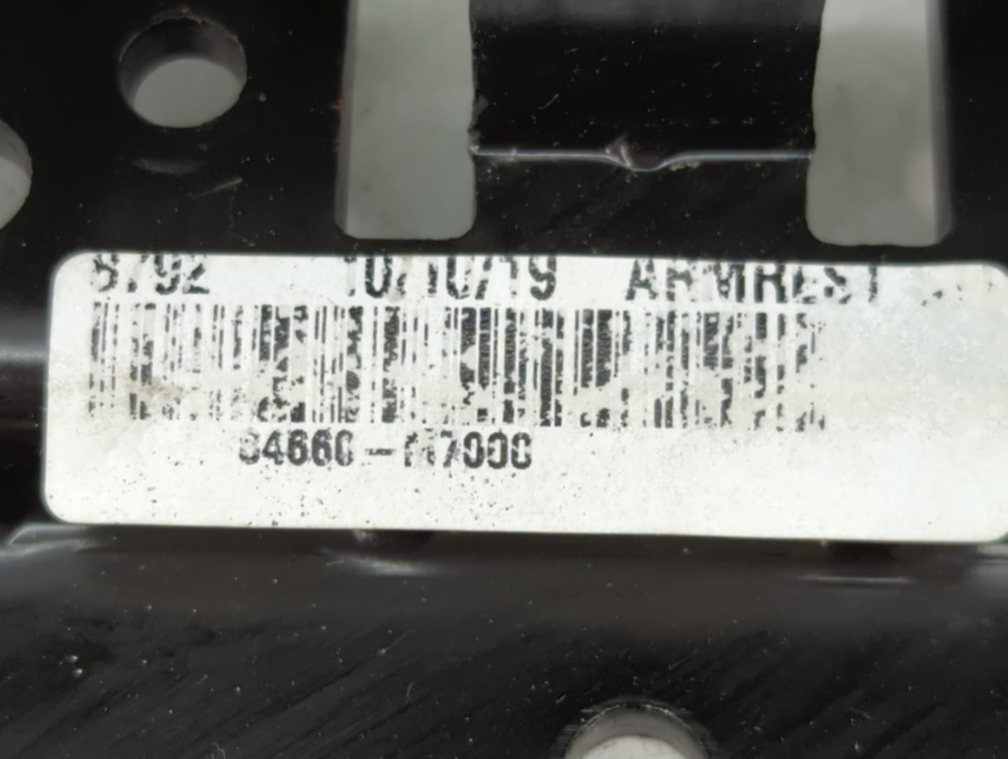 2020 Kia Forte Center Console Armrest Cover Lid Fits OEM Used Auto Parts - Oemusedautoparts1.com