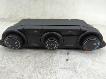 2019-2021 Kia Forte Climate Control Module Temperature AC/Heater Replacement P/N:97250-M6130WK PCZ0005303 Fits Fits 2019 202