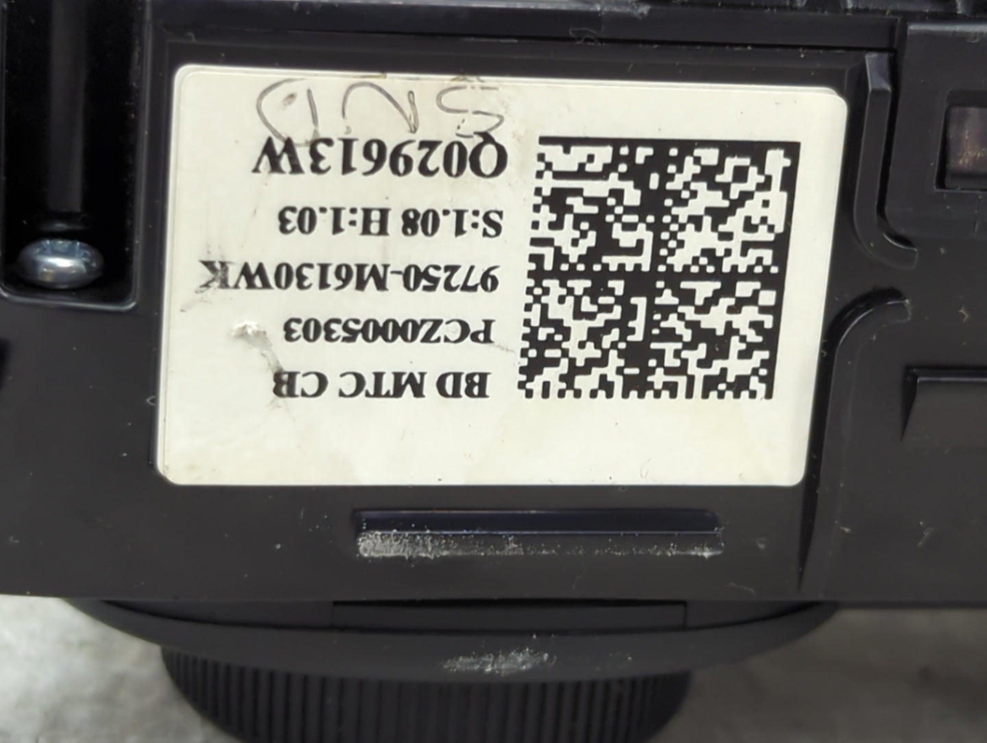 2019-2021 Kia Forte Climate Control Module Temperature AC/Heater Replacement P/N:97250-M6130WK PCZ0005303 Fits Fits 2019 202