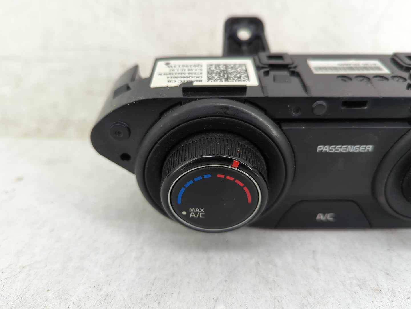 2019-2021 Kia Forte Climate Control Module Temperature AC/Heater Replacement P/N:97250-M6130WK Fits Fits 2019 2020 2021 OEM 