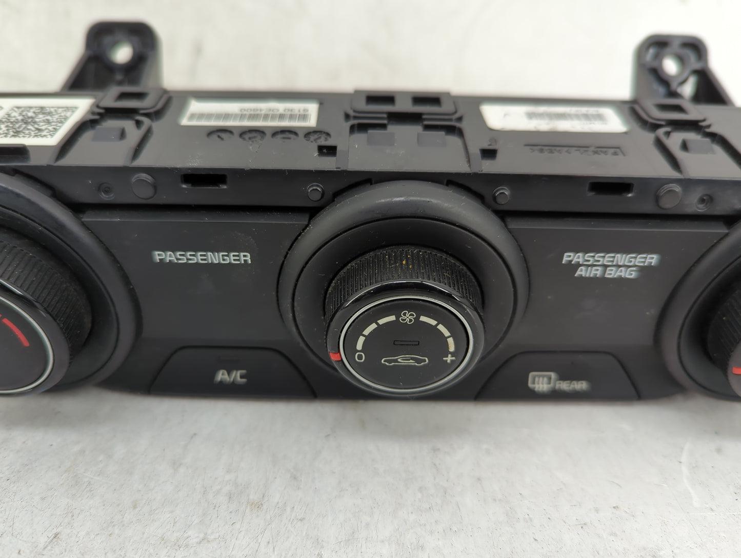 2019-2021 Kia Forte Climate Control Module Temperature AC/Heater Replacement P/N:97250-M6130WK Fits Fits 2019 2020 2021 OEM 