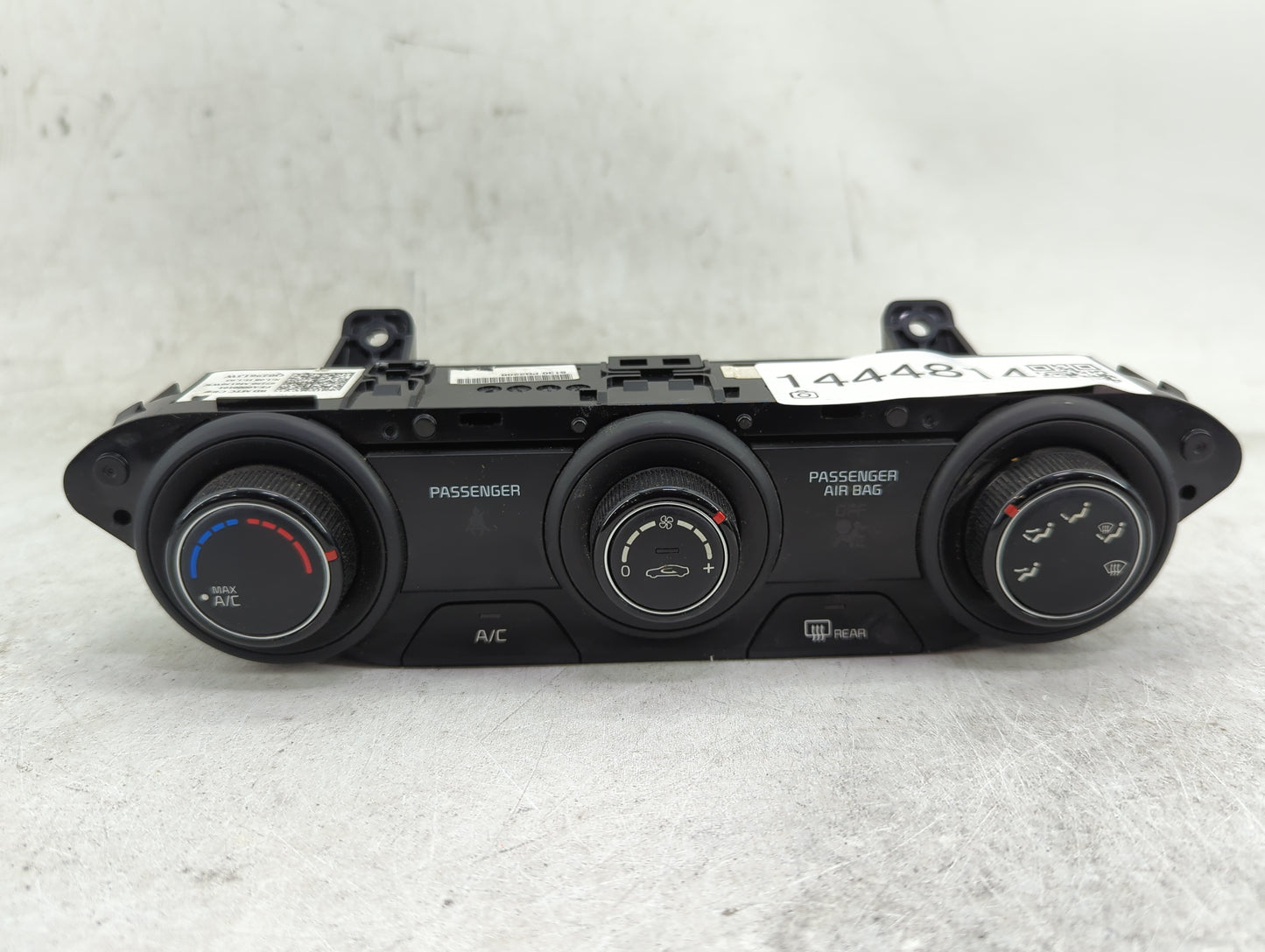 2019-2021 Kia Forte Climate Control Module Temperature AC/Heater Replacement P/N:97250-M6130WK PFA0000101 Fits Fits 2019 202