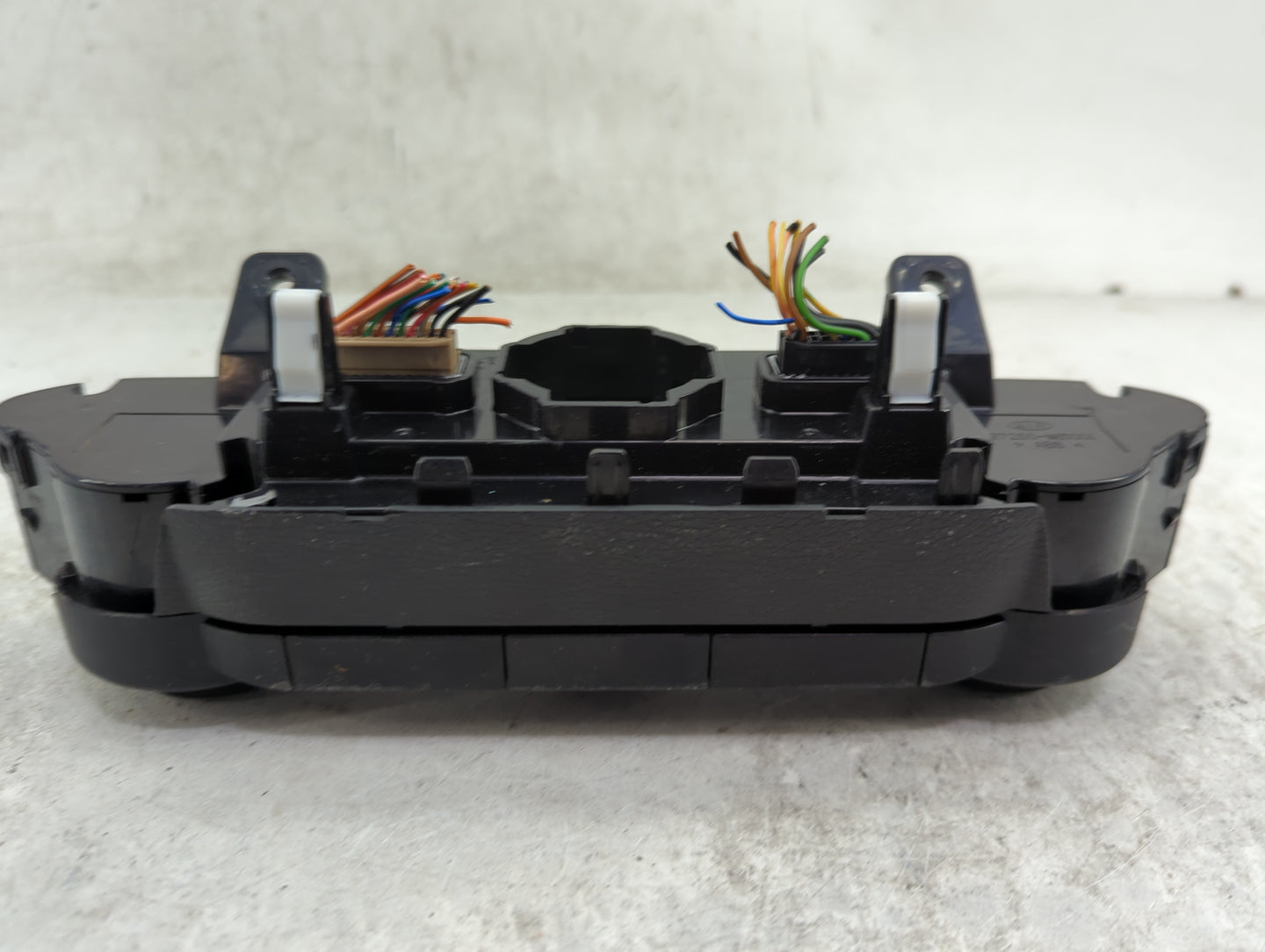 2019-2021 Kia Forte Climate Control Module Temperature AC/Heater Replacement P/N:97250-M6130WK PFA0000101 Fits Fits 2019 202