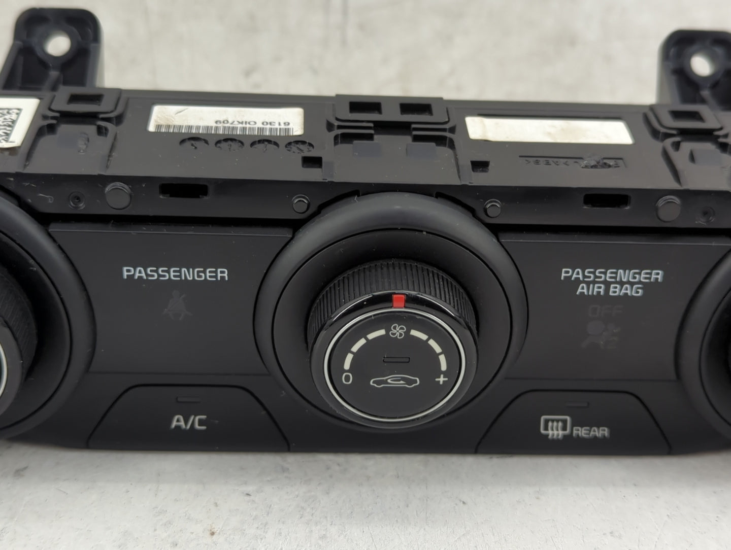 2019-2021 Kia Forte Climate Control Module Temperature AC/Heater Replacement P/N:97250-M6130WK OKA0005062 Fits Fits 2019 202