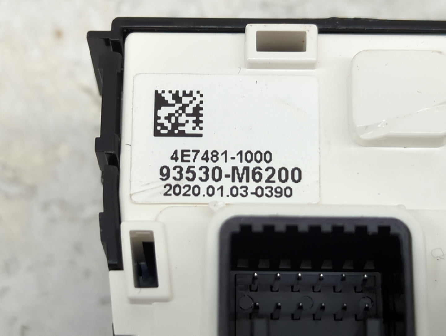 2019-2022 Kia Forte Master Power Window Switch Replacement Driver Side Left P/N:93530-M6200 4E7481-1000 Fits OEM Used Auto P