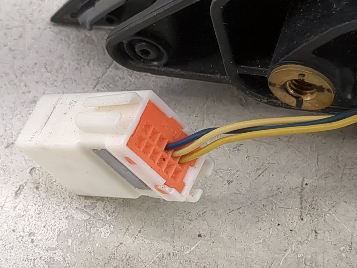 2019-2022 Kia Forte Passenger Side View Mirror - Right Door Mirror OEM Used - Oemusedautoparts1.com