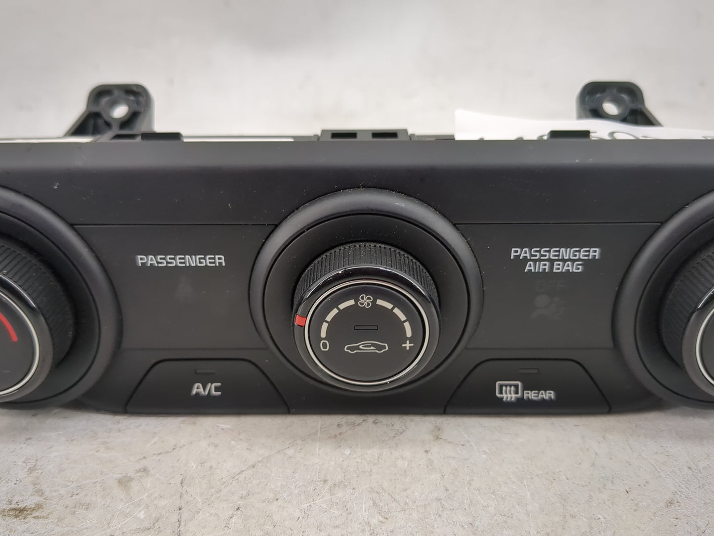 2019-2021 Kia Forte Climate Control Module Temperature AC/Heater Replacement P/N:97250-M6130WK 97250-M6XXX Fits OEM Used Aut
