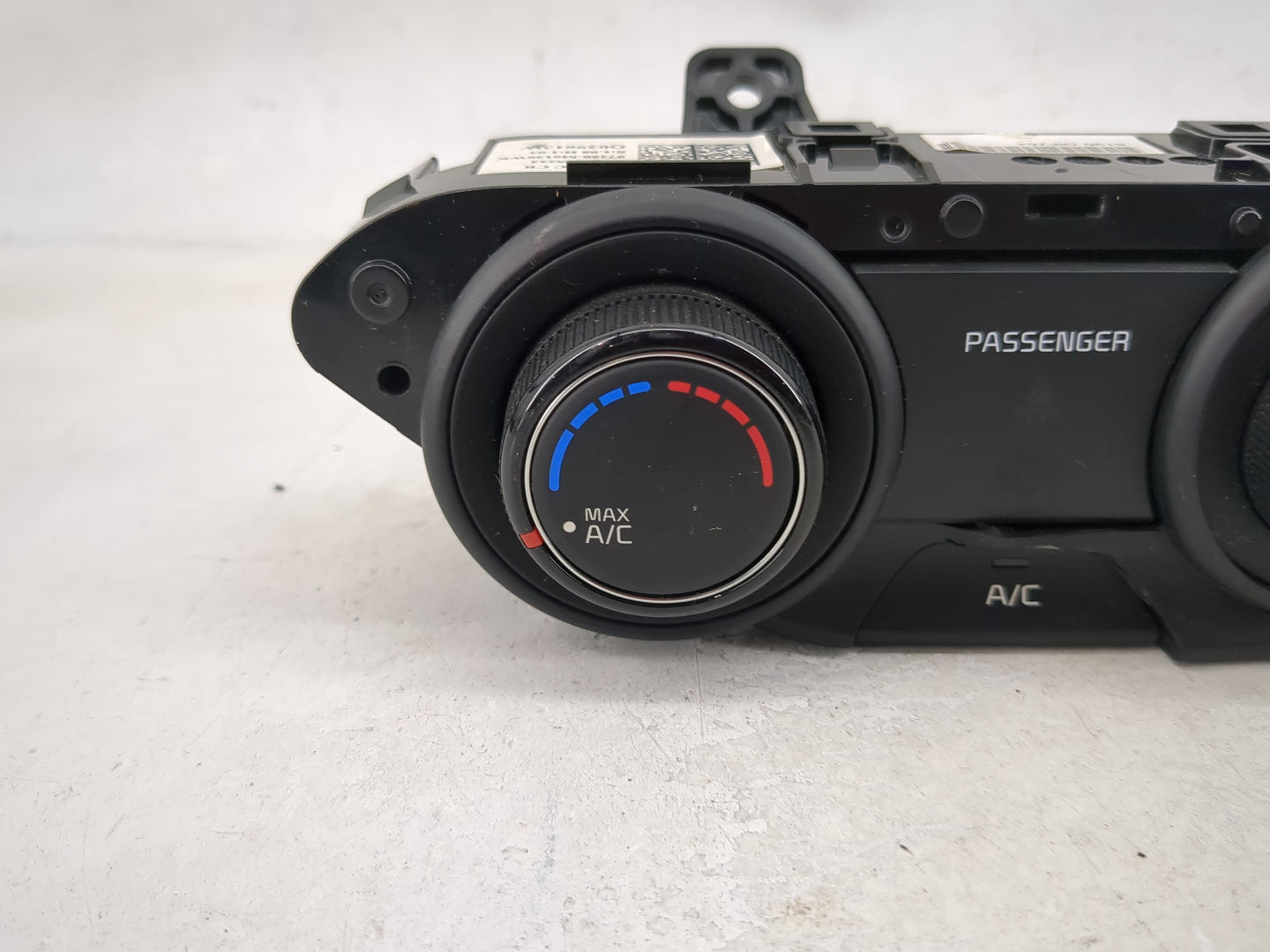 2019-2021 Kia Forte Climate Control Module Temperature AC/Heater Replacement P/N:97250-M6130WK Fits Fits 2019 2020 2021 OEM 