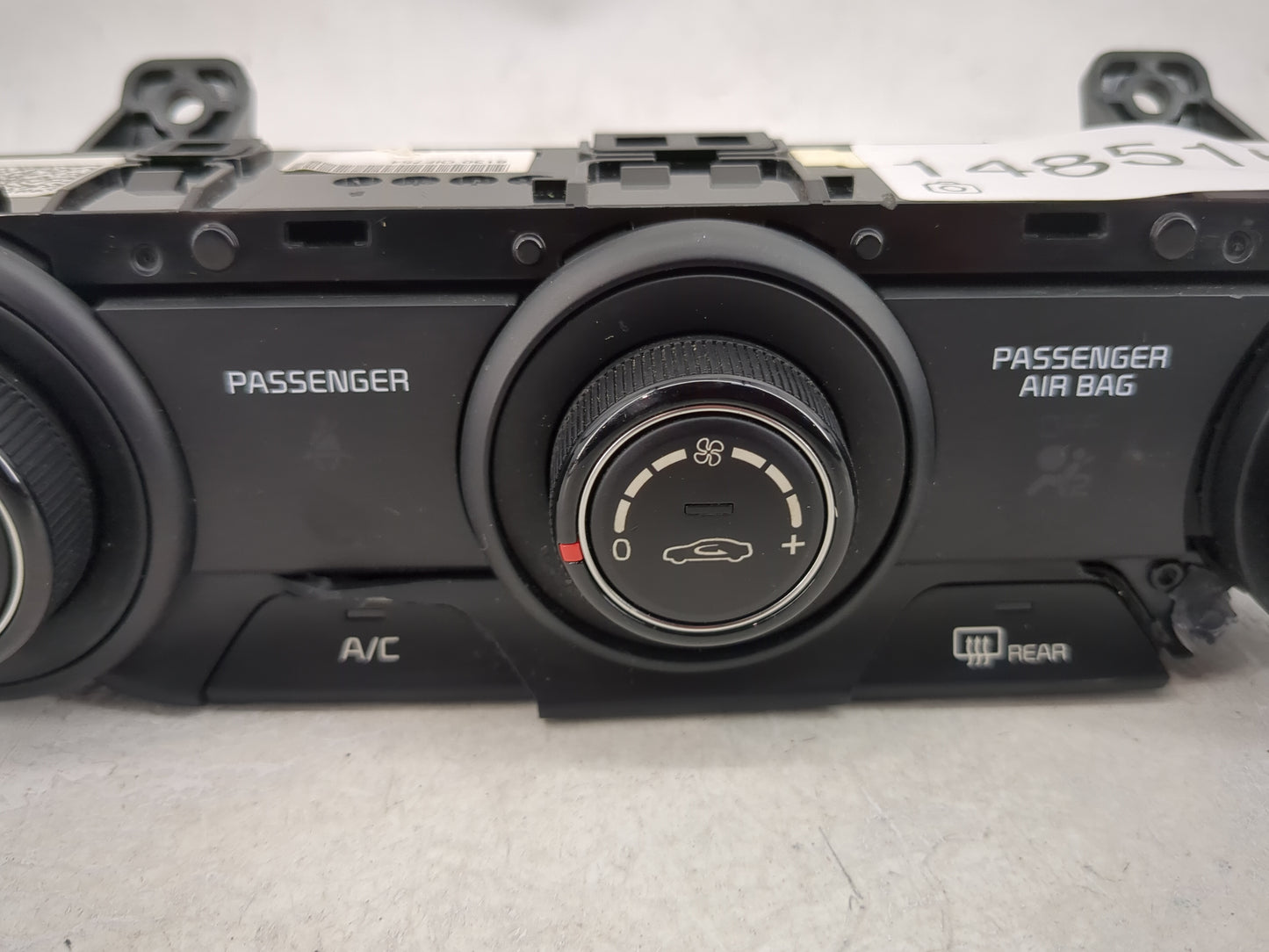 2019-2021 Kia Forte Climate Control Module Temperature AC/Heater Replacement P/N:97250-M6130WK Fits Fits 2019 2020 2021 OEM 