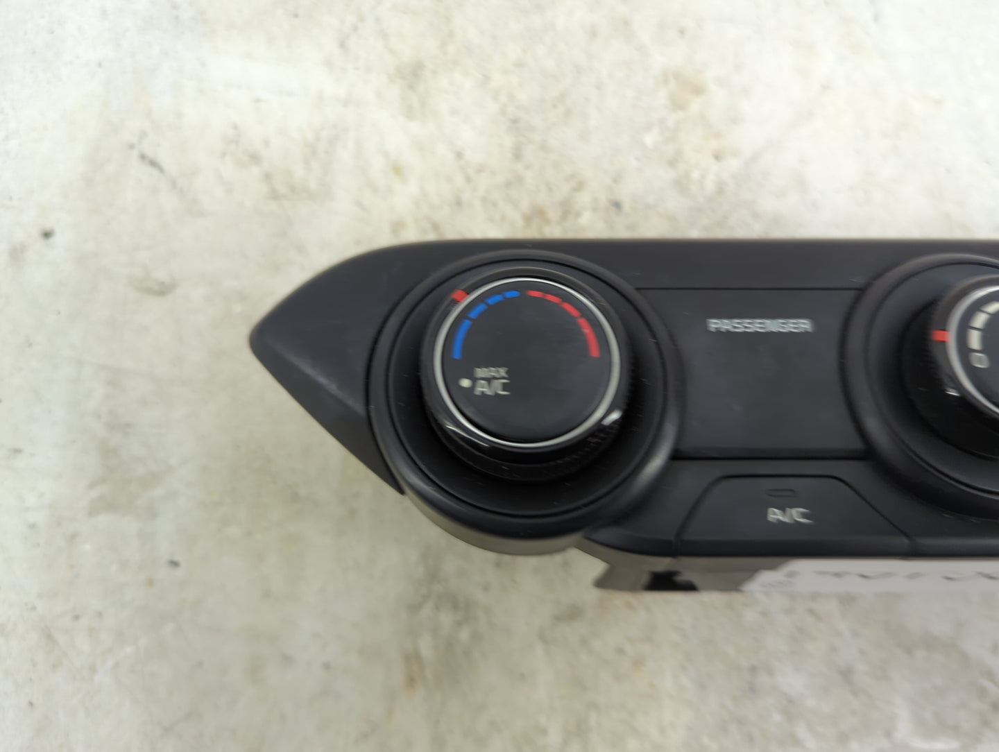 2019-2021 Kia Forte Climate Control Module Temperature AC/Heater Replacement P/N:6130 0DL035 Fits Fits 2019 2020 2021 OEM Us