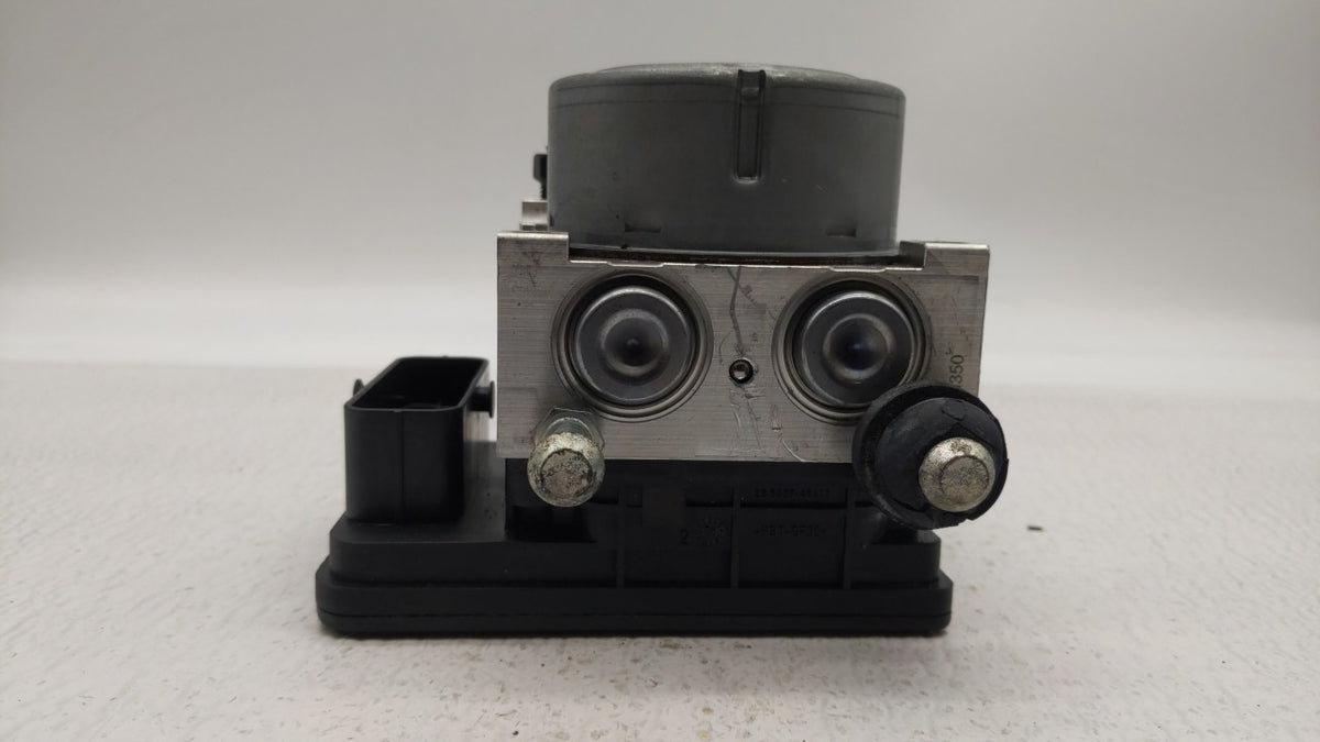 2019-2021 Kia Forte Anti-Lock Brake ABS Pump Module Actuator OEM P/N:58900-M7250 Fits Fits 2019 2020 2021 OEM Used Auto Part
