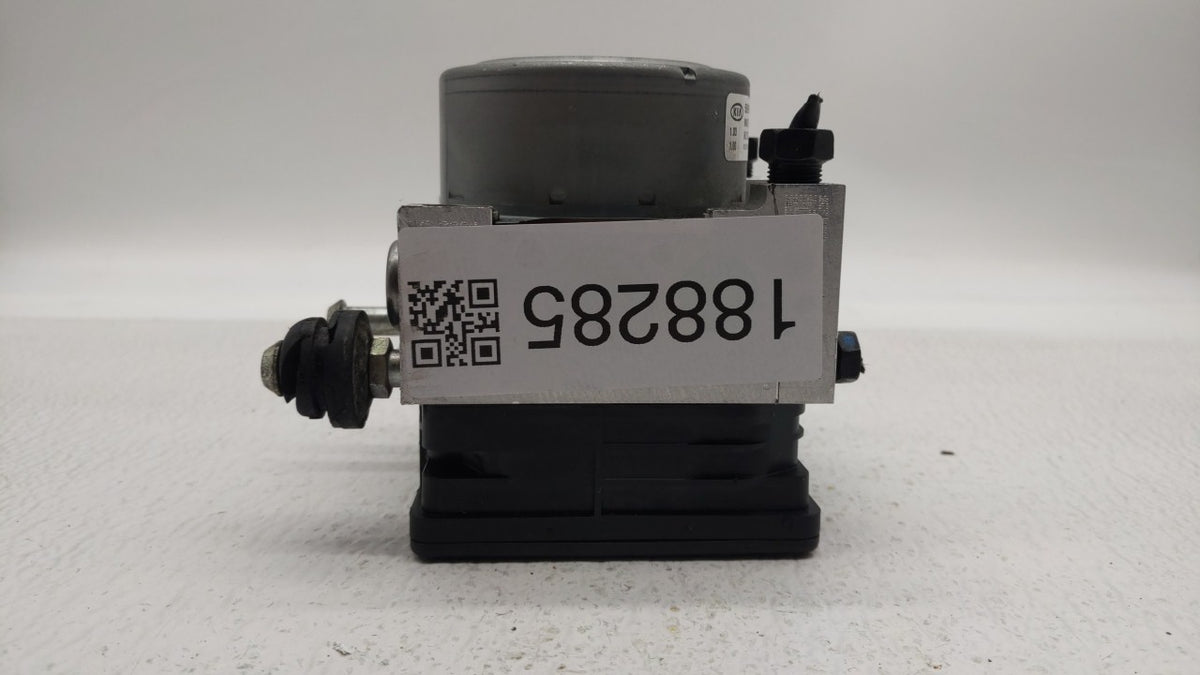 2019-2021 Kia Forte Anti-Lock Brake ABS Pump Module Actuator OEM P/N:58900-M7250 Fits Fits 2019 2020 2021 OEM Used Auto Part