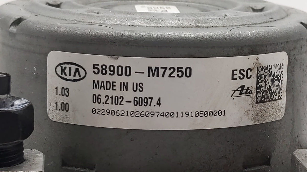 2019-2021 Kia Forte Anti-Lock Brake ABS Pump Module Actuator OEM P/N:58900-M7250 Fits Fits 2019 2020 2021 OEM Used Auto Part