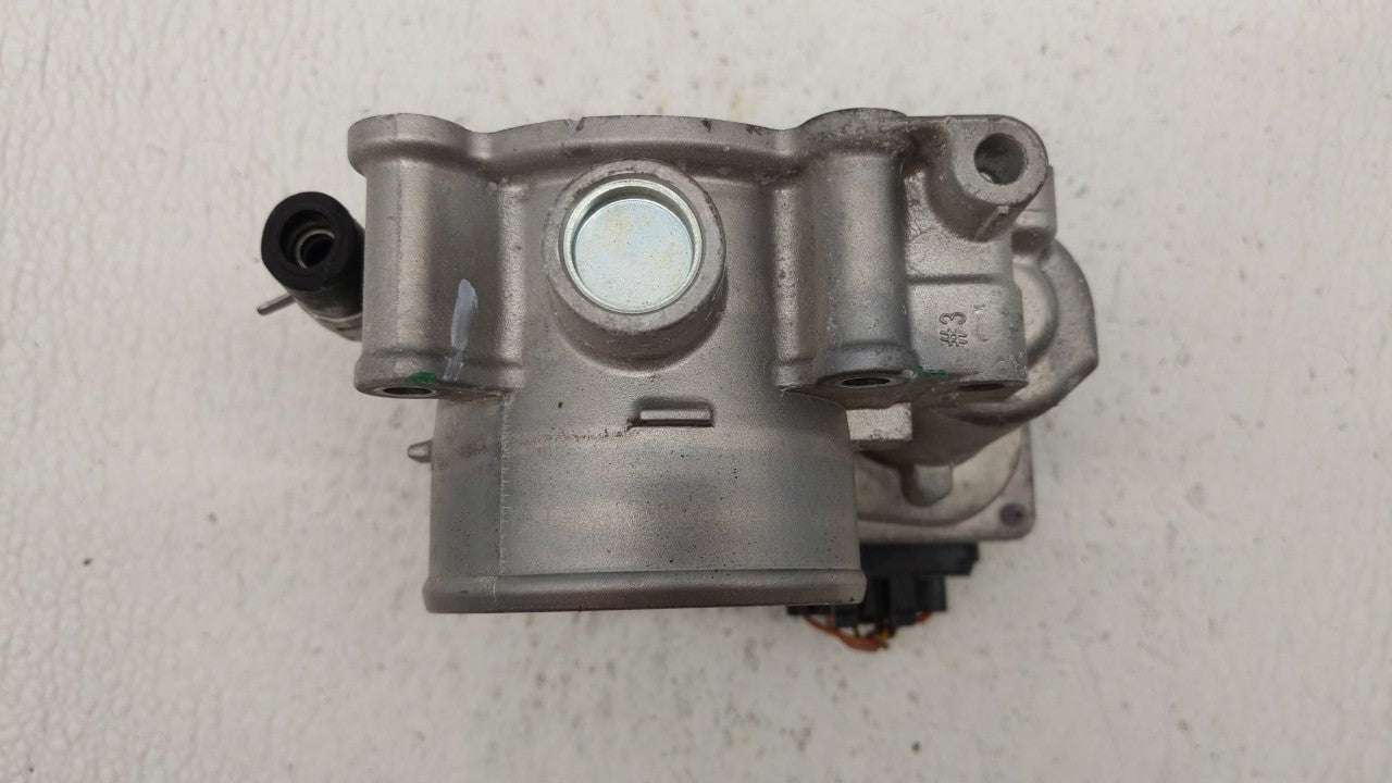 2020 Kia Forte Throttle Body P/N:35100-2E710 Fits OEM Used Auto Parts - Oemusedautoparts1.com