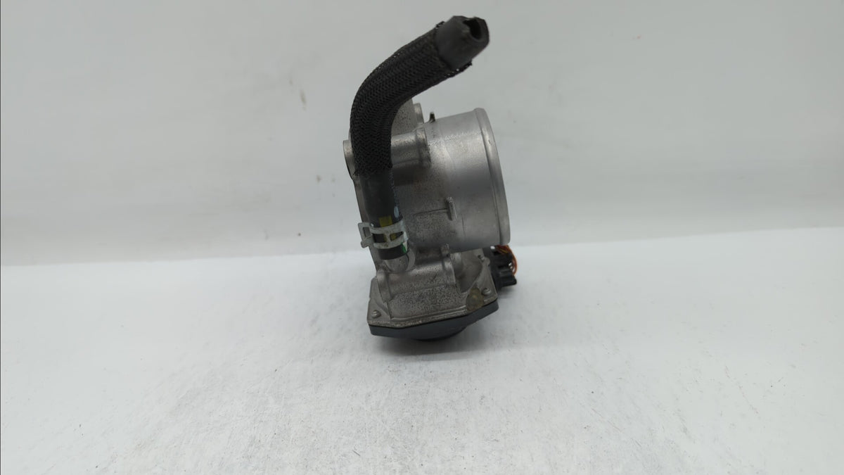 2020-2022 Kia Forte Throttle Body P/N:35100-2E710 Fits Fits 2020 2021 2022 OEM Used Auto Parts - Oemusedautoparts1.com