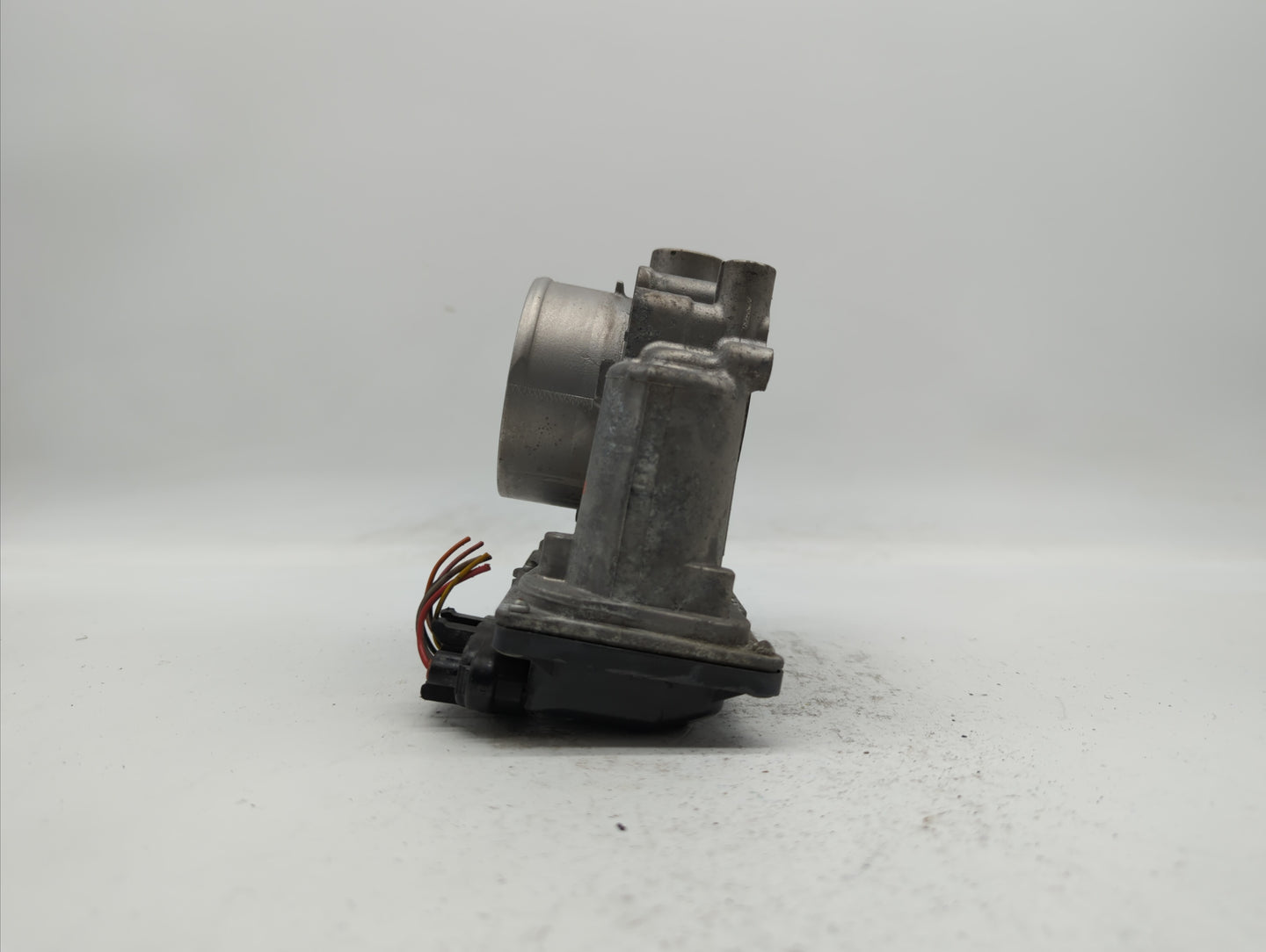 2020 Kia Forte Throttle Body P/N:35100-2E710 Fits OEM Used Auto Parts - Oemusedautoparts1.com