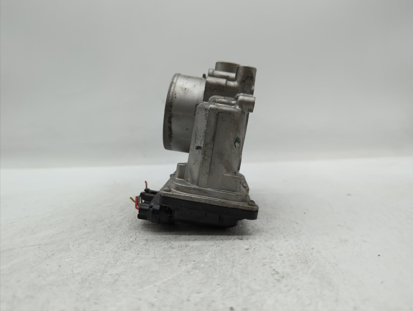 2020 Kia Forte Throttle Body P/N:35100-2E710 Fits OEM Used Auto Parts - Oemusedautoparts1.com