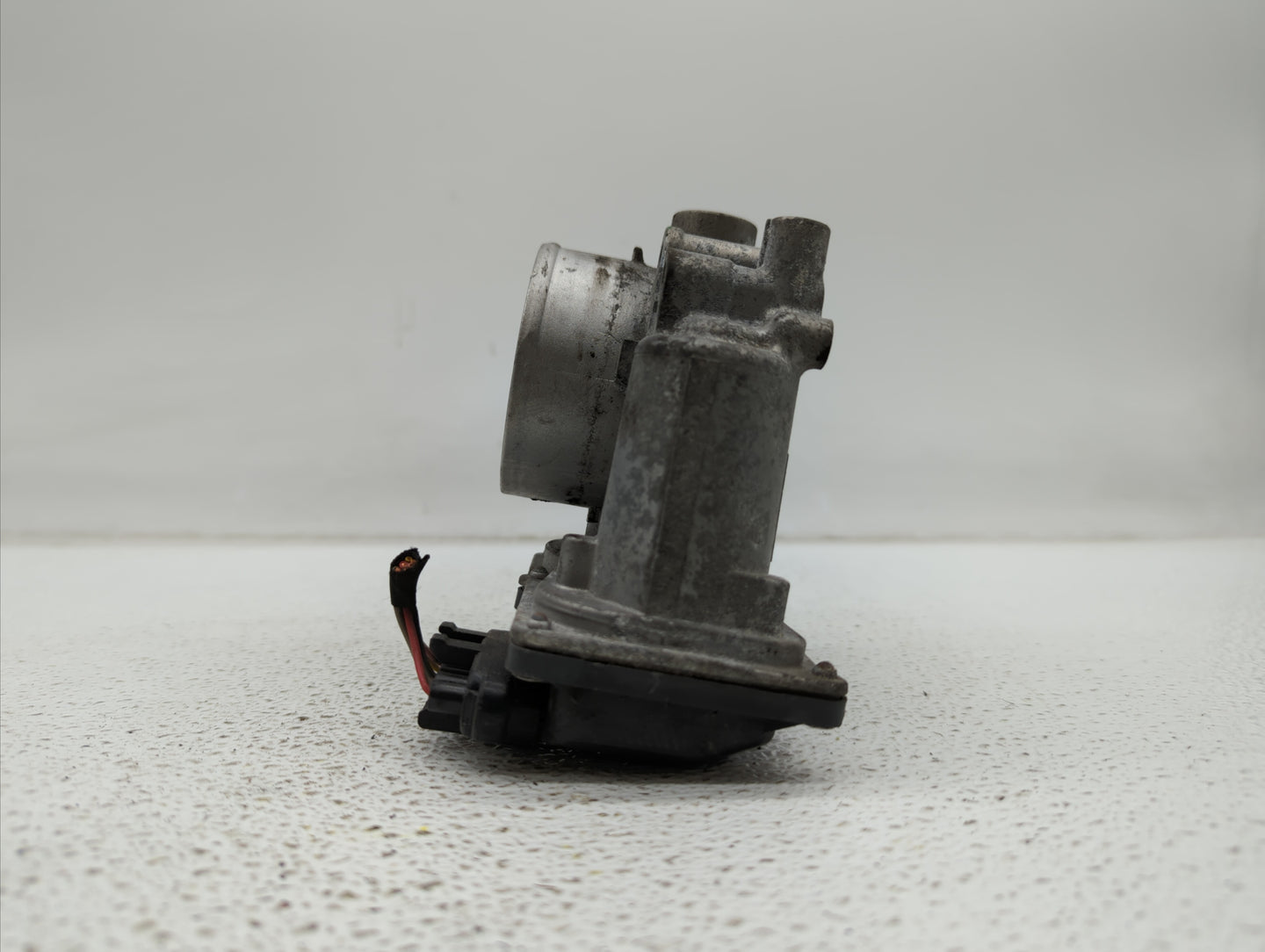2020 Kia Forte Throttle Body P/N:35100-2E710 Fits OEM Used Auto Parts - Oemusedautoparts1.com