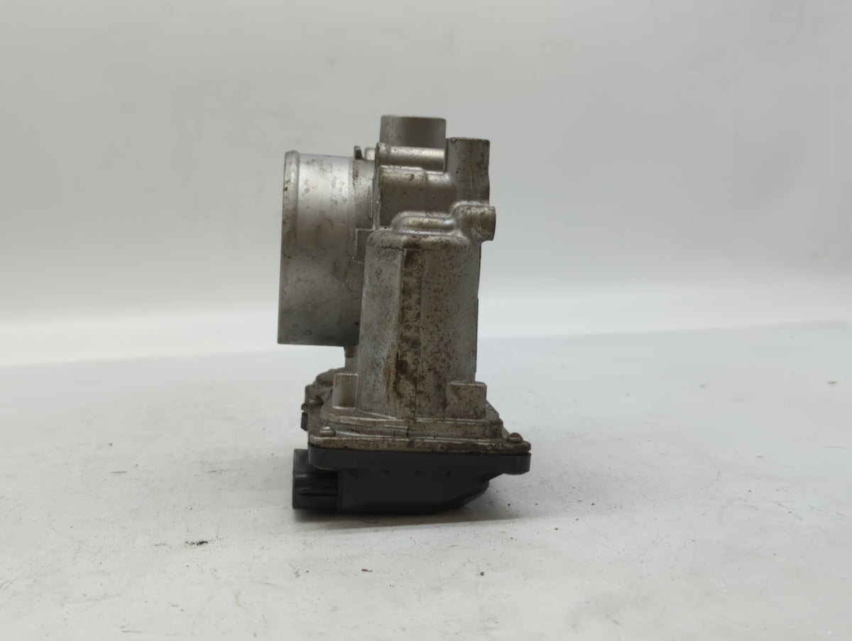 2020-2022 Kia Forte Throttle Body P/N:35100-2E710 Fits Fits 2020 2021 2022 OEM Used Auto Parts - Oemusedautoparts1.com
