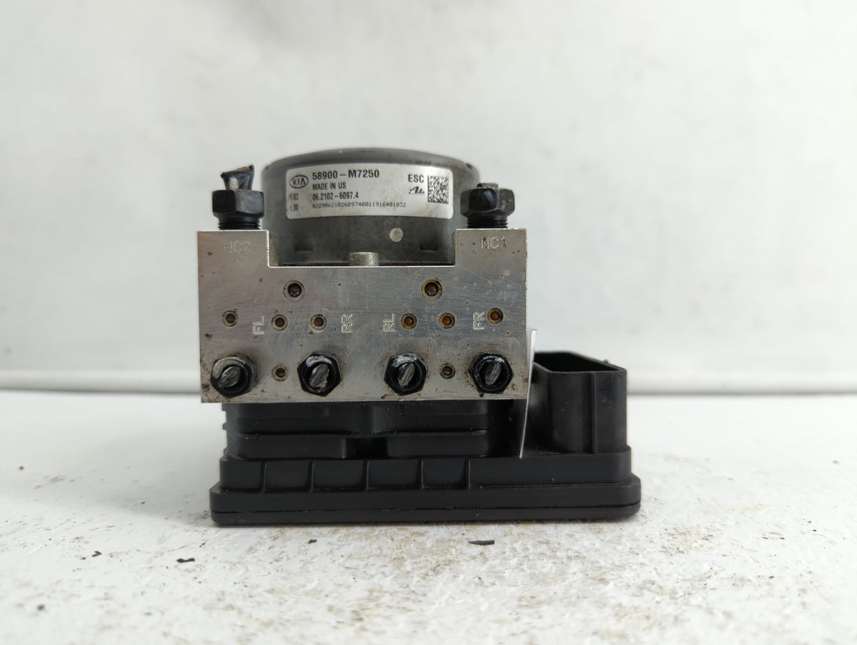 2019-2021 Kia Forte Anti-Lock Brake ABS Pump Module Actuator OEM P/N:58900-M7450 58900-M7200, 58900-M7250 Fits Fits 2019 202