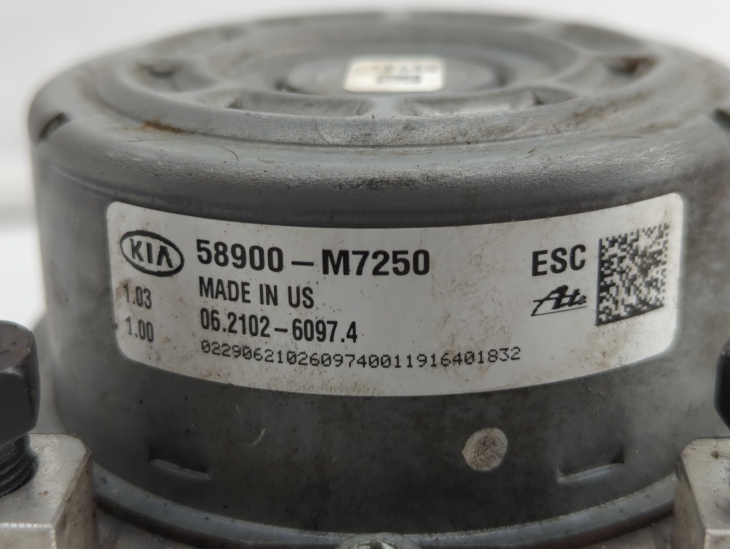 2019-2021 Kia Forte ABS Pump Control Module Replacement P/N:58900-M7450 58900-M7200, 58900-M7250 Fits Fits 2019 2020 2021 OE