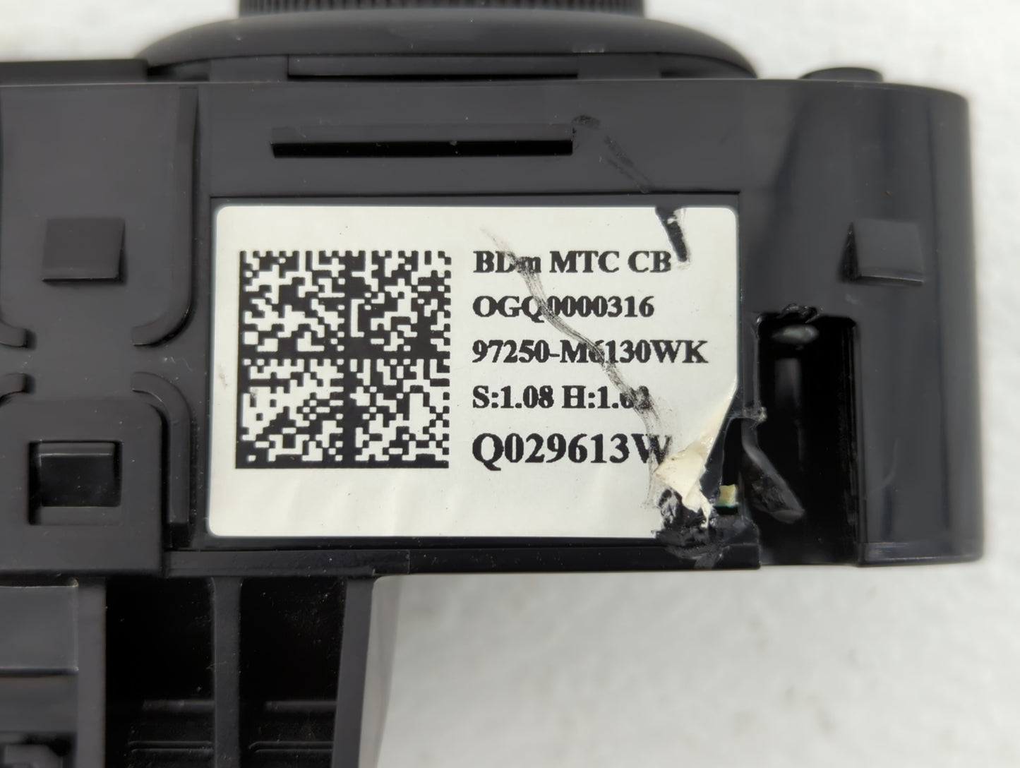 2019-2021 Kia Forte Climate Control Module Temperature AC/Heater Replacement P/N:97250-M6130WK 97250-M6XXX Fits OEM Used Aut