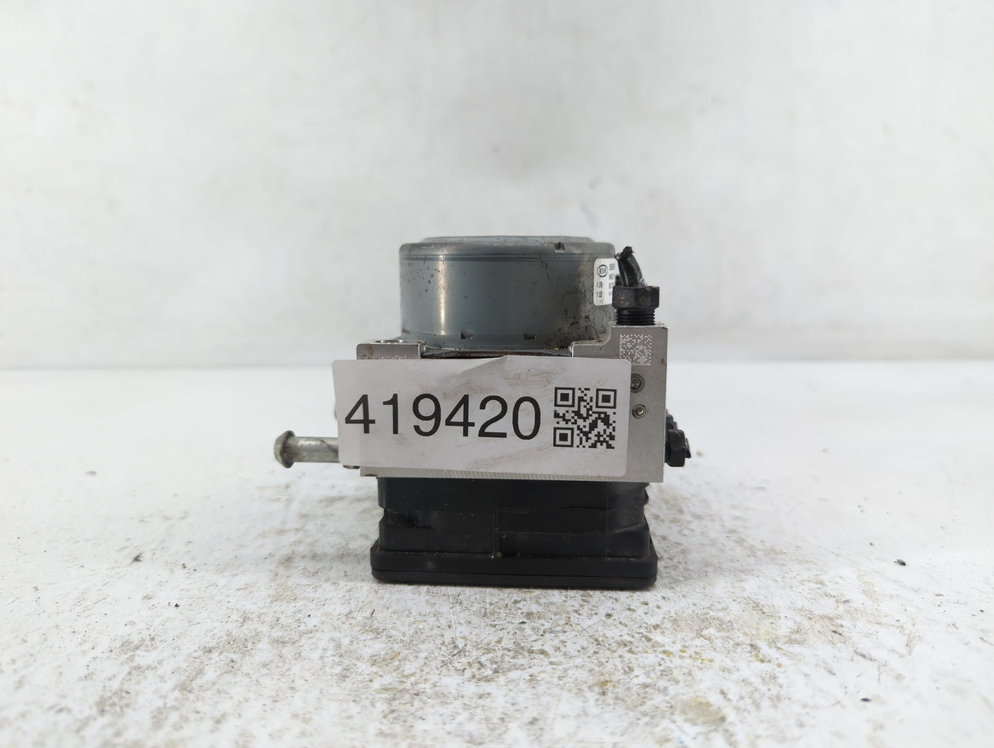 2019-2021 Kia Forte ABS Pump Control Module Replacement P/N:58900-M7450 58900-M7200, 58900-M7250 Fits Fits 2019 2020 2021 OE