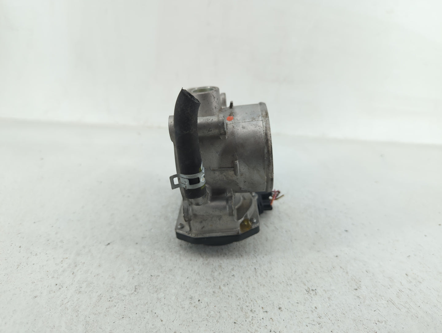 2020-2022 Kia Forte Throttle Body P/N:35100-2E710 Fits Fits 2020 2021 2022 OEM Used Auto Parts - Oemusedautoparts1.com