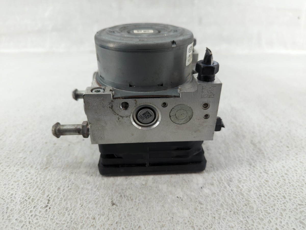 2019-2021 Kia Forte Anti-Lock Brake ABS Pump Module Actuator OEM P/N:58900-M7260 Fits Fits 2019 2020 2021 OEM Used Auto Part