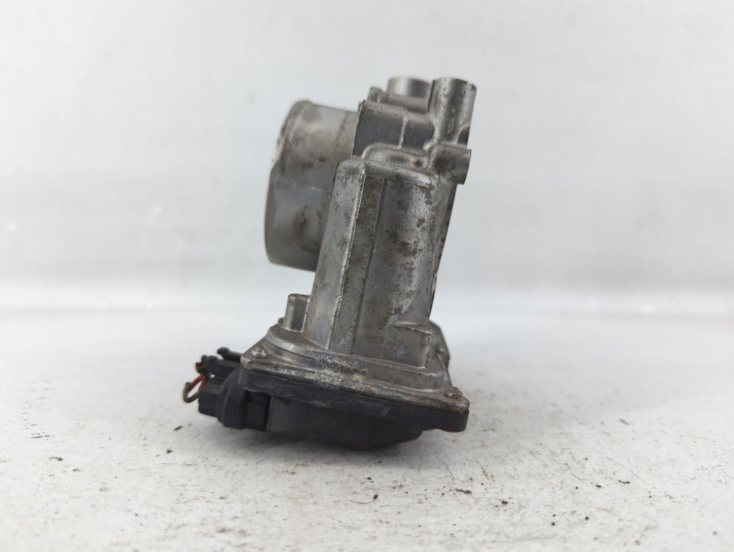 2020-2022 Kia Forte Throttle Body P/N:35100-2E710 Fits Fits 2020 2021 2022 OEM Used Auto Parts - Oemusedautoparts1.com