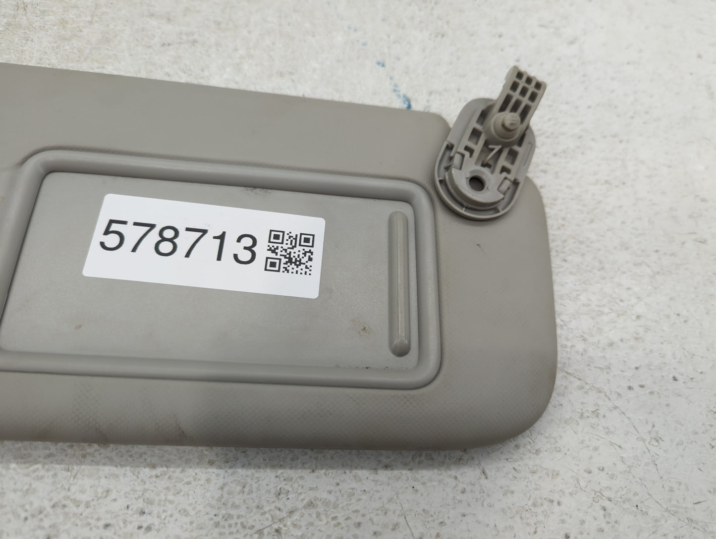 2019-2021 Kia Forte Sun Visor Shade Replacement Passenger Right Mirror Fits Fits 2019 2020 2021 OEM Used Auto Parts - Oemuse