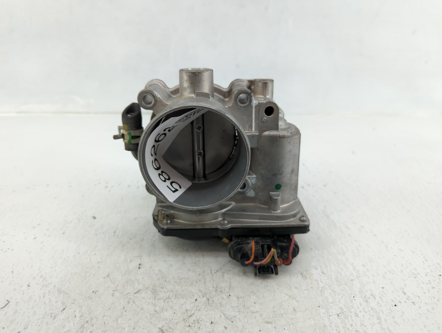 2019 Kia Forte Throttle Body P/N:35100-2E710 Fits OEM Used Auto Parts - Oemusedautoparts1.com