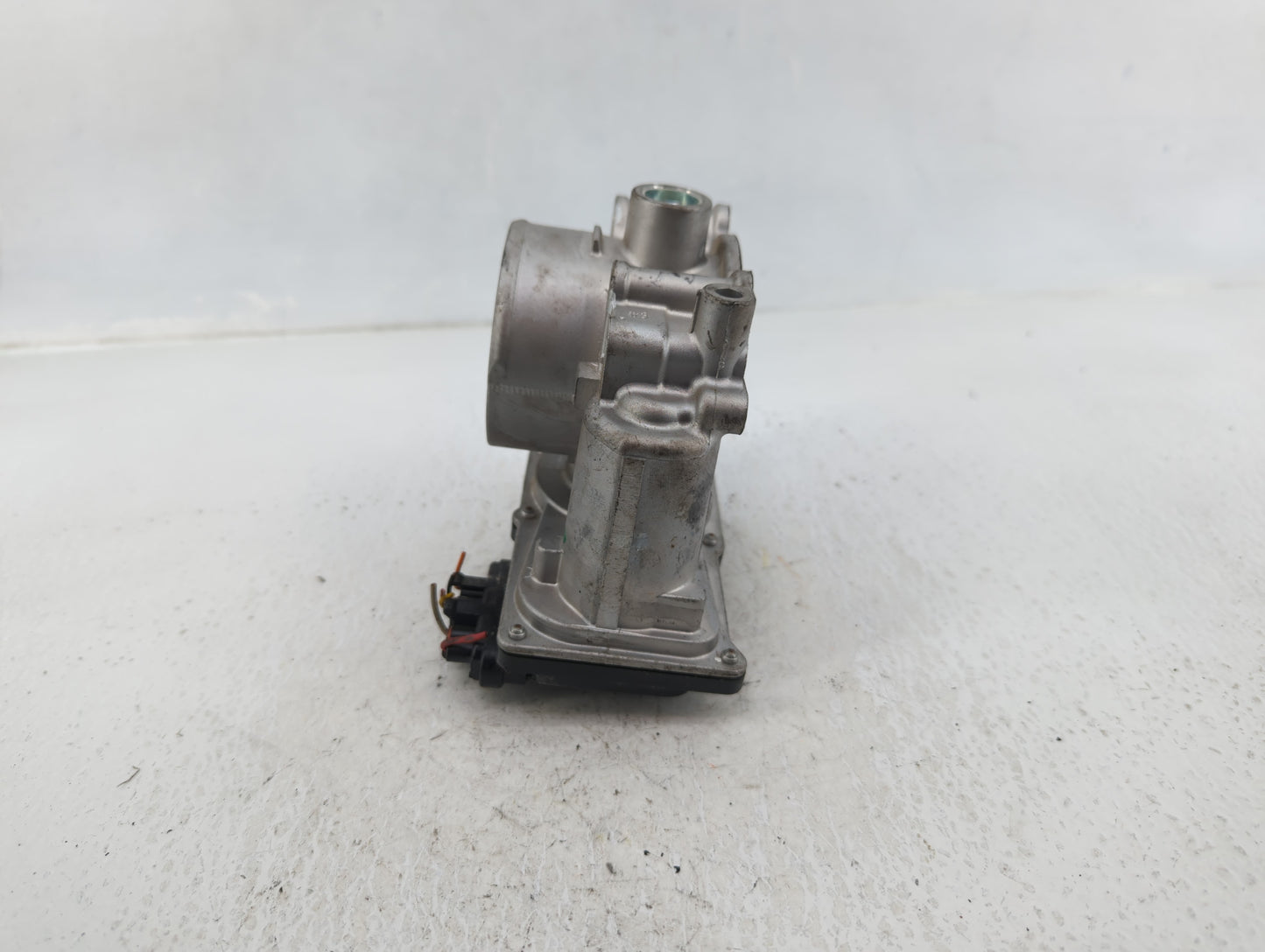 2019 Kia Forte Throttle Body P/N:35100-2E710 Fits OEM Used Auto Parts - Oemusedautoparts1.com