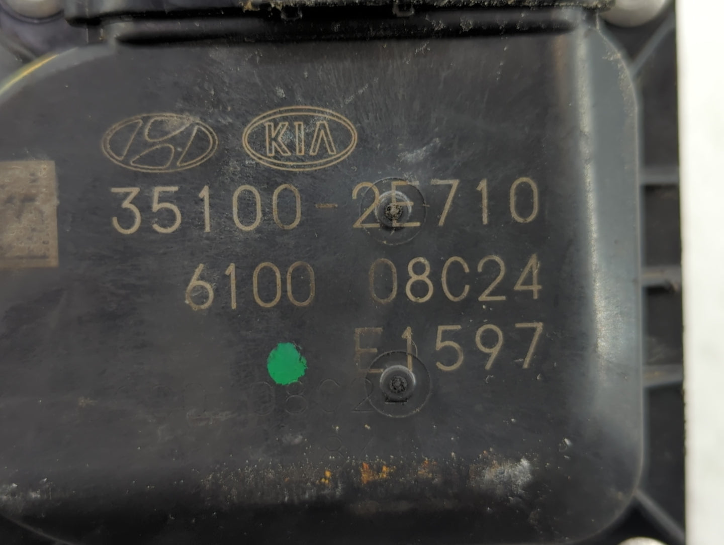 2019 Kia Forte Throttle Body P/N:35100-2E710 Fits OEM Used Auto Parts - Oemusedautoparts1.com