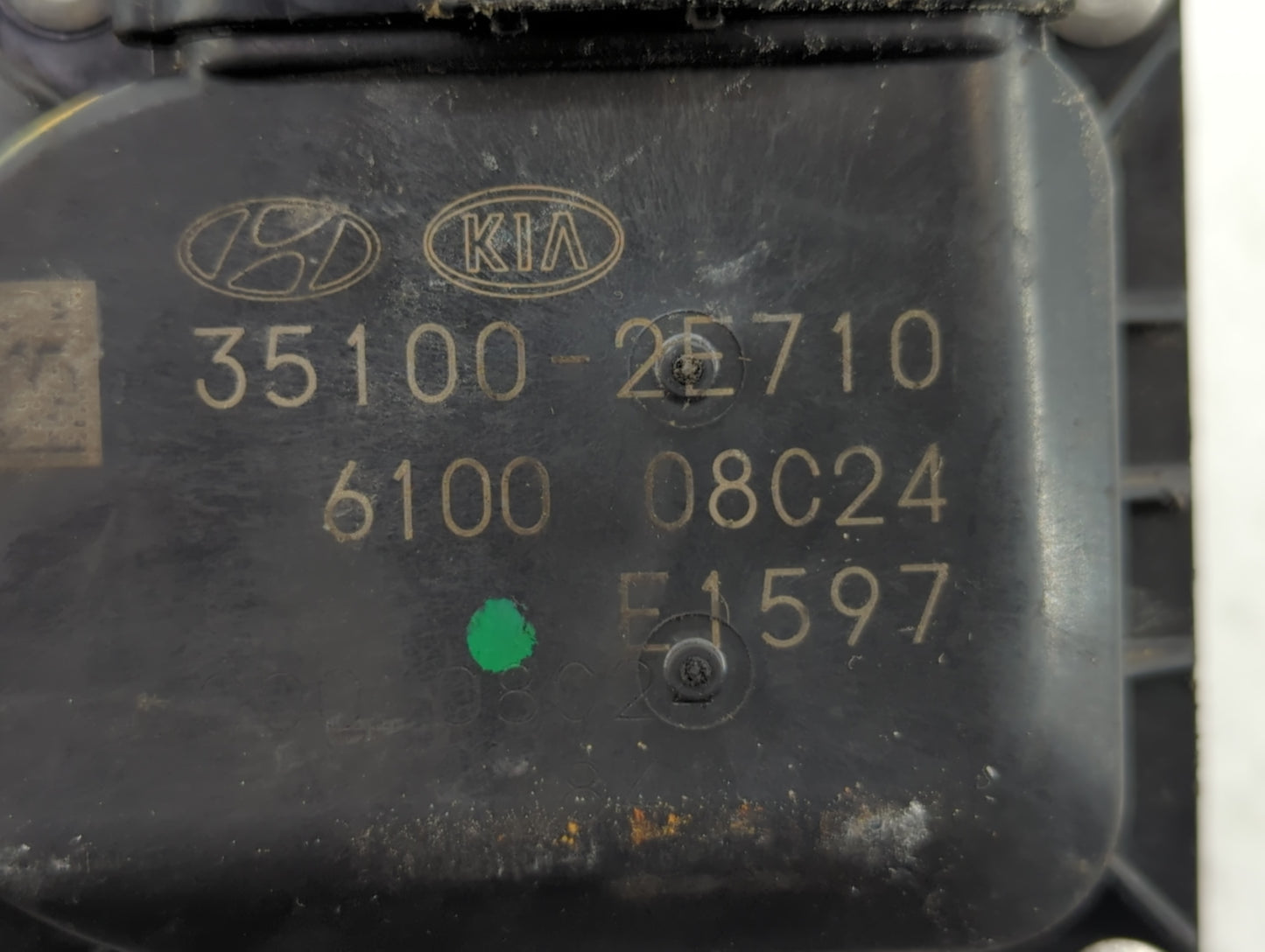 2019 Kia Forte Throttle Body P/N:35100-2E710 Fits OEM Used Auto Parts - Oemusedautoparts1.com