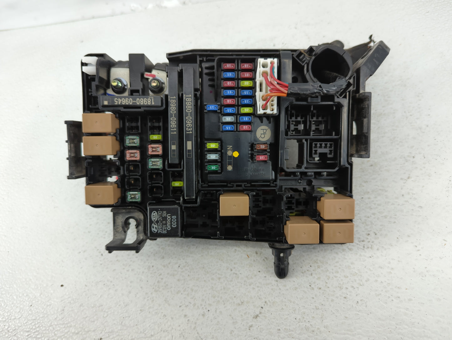 2019-2020 Kia Forte Fusebox Fuse Box Panel Relay Module P/N:91431 M7051 Fits Fits 2019 2020 OEM Used Auto Parts - Oemusedaut