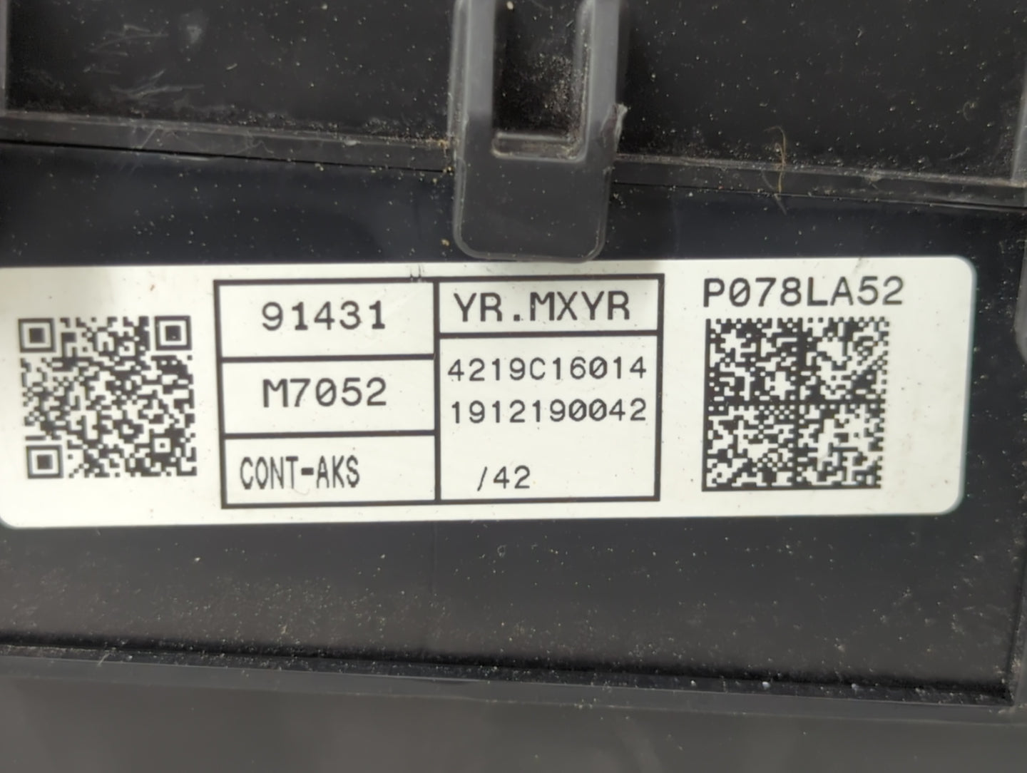 2019-2020 Kia Forte Fusebox Fuse Box Panel Relay Module P/N:91431-M7052 Fits Fits 2019 2020 OEM Used Auto Parts - Oemusedaut