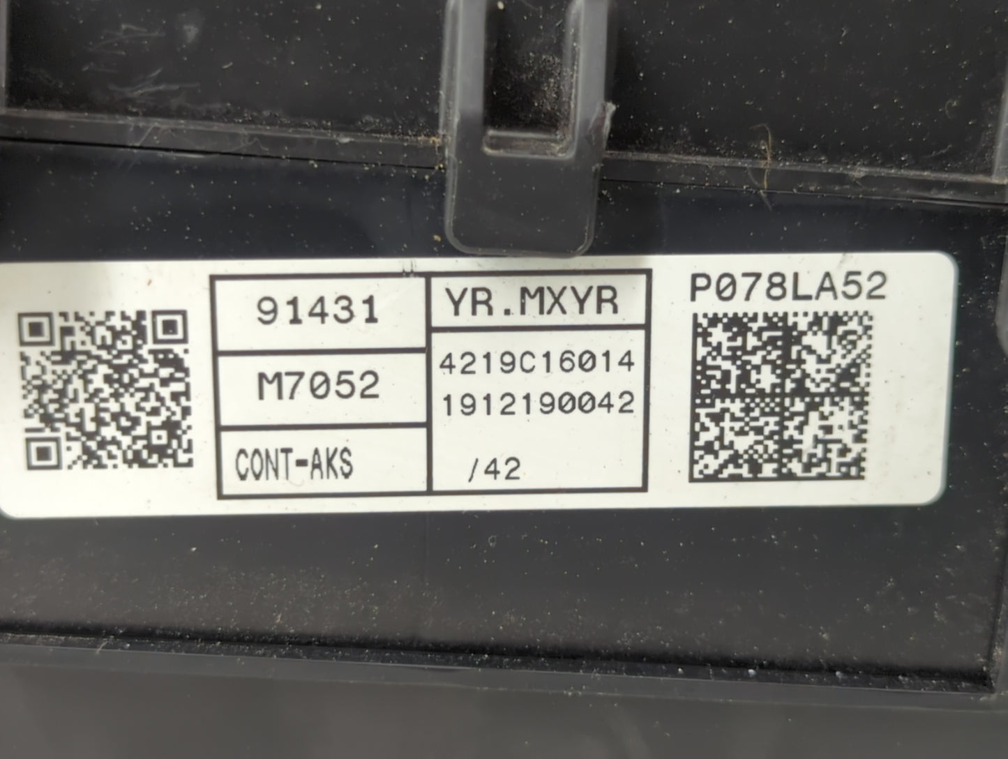 2019-2020 Kia Forte Fusebox Fuse Box Panel Relay Module P/N:91431-M7052 Fits Fits 2019 2020 OEM Used Auto Parts - Oemusedaut