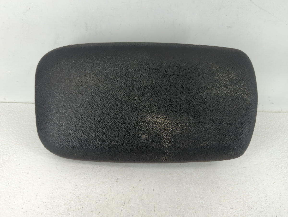 2020 Kia Forte Center Console Armrest Cover Lid Black 625388 - Oemusedautoparts1.com