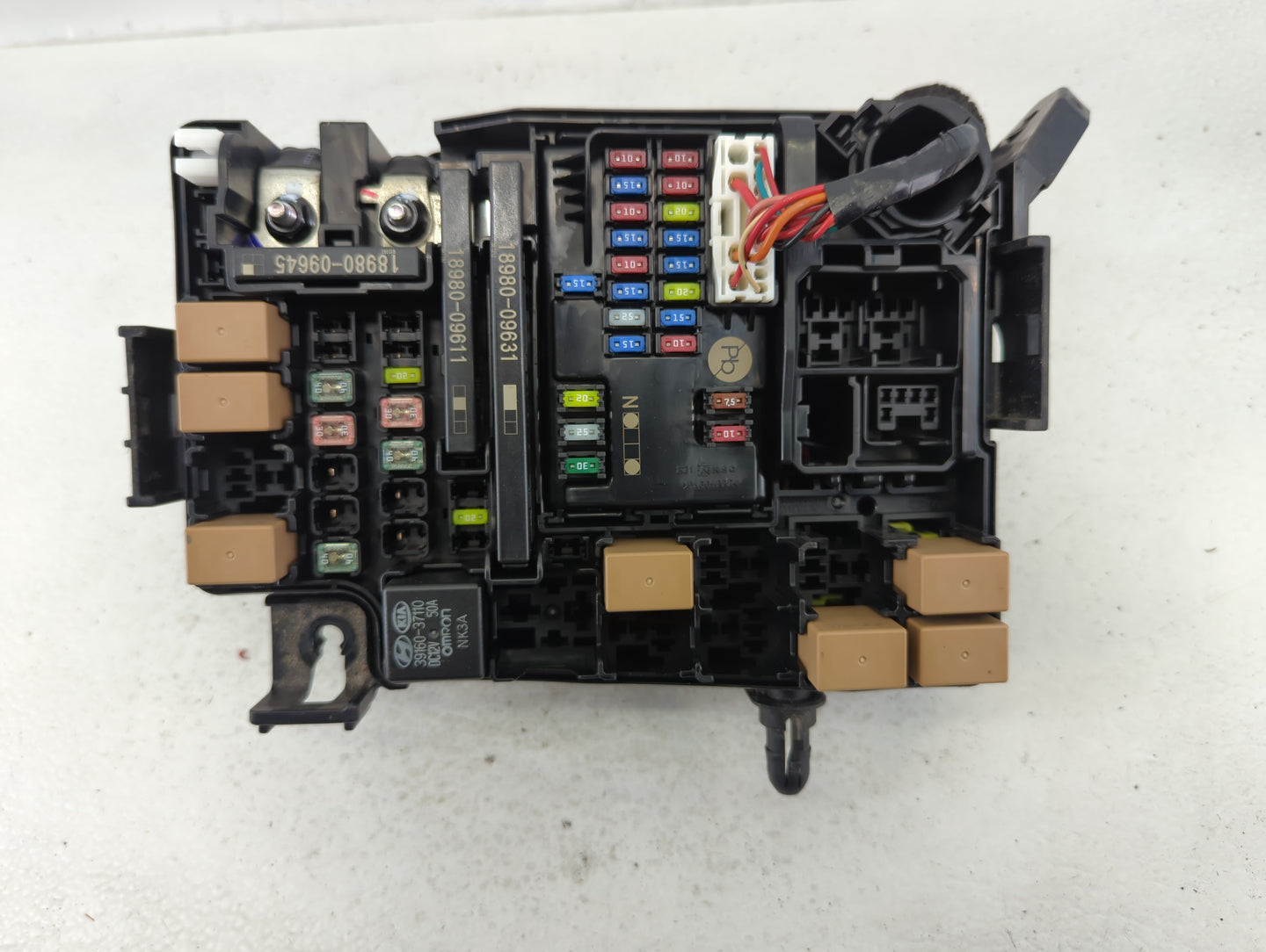 2019-2020 Kia Forte Fusebox Fuse Box Panel Relay Module P/N:91431-M7051 Fits Fits 2019 2020 OEM Used Auto Parts - Oemusedaut
