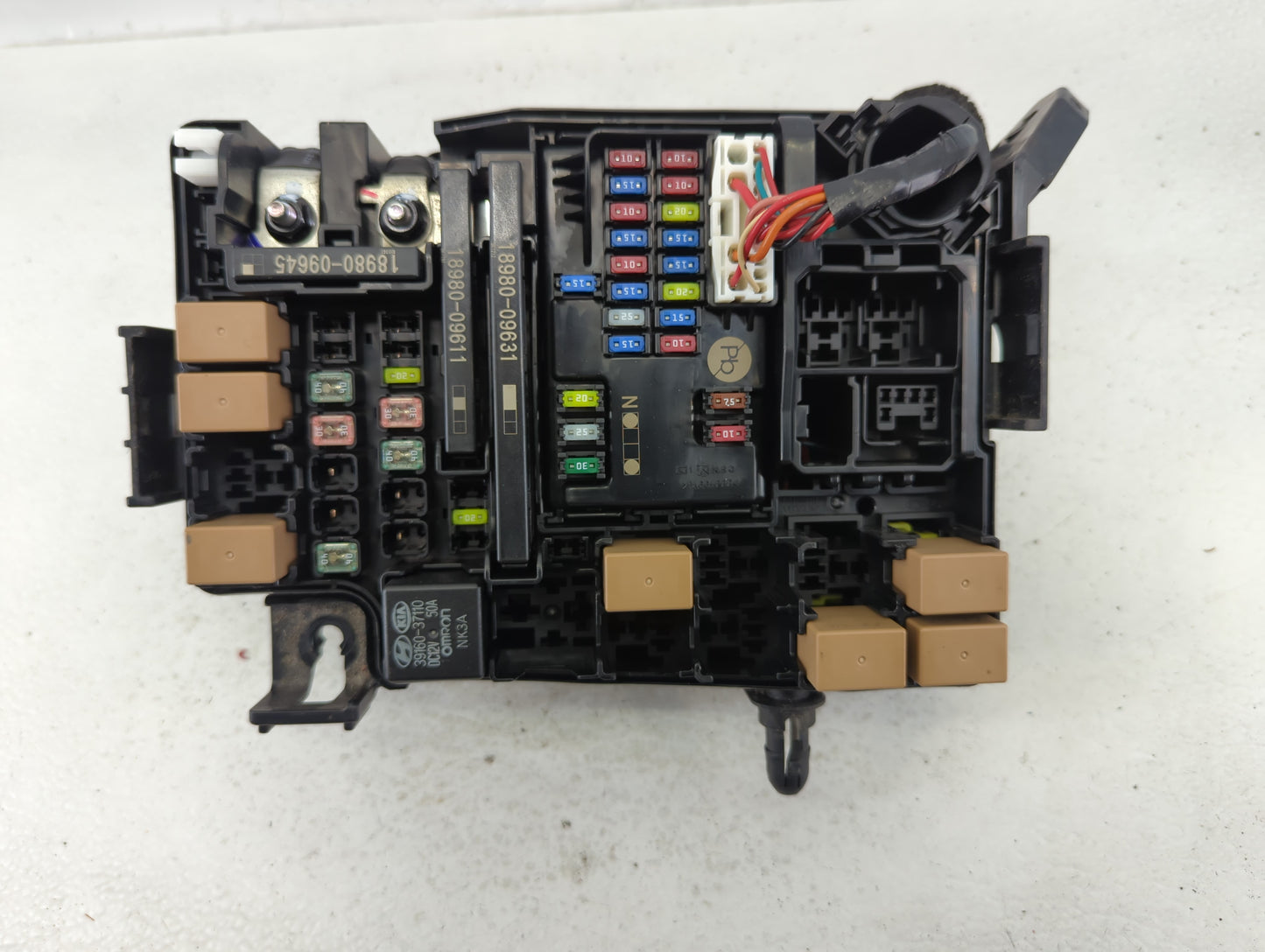 2019-2020 Kia Forte Fusebox Fuse Box Panel Relay Module P/N:91431-M7051 Fits Fits 2019 2020 OEM Used Auto Parts - Oemusedaut