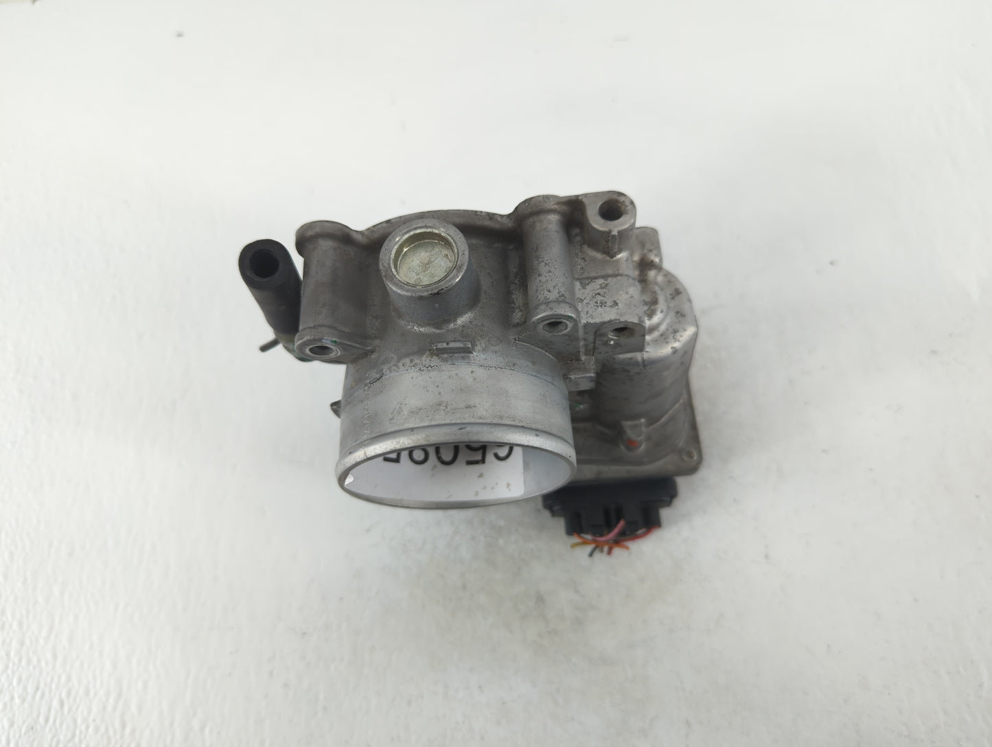 2020-2022 Kia Forte Throttle Body P/N:6100 05C11 35100-2E710 Fits Fits 2020 2021 2022 OEM Used Auto Parts - Oemusedautoparts