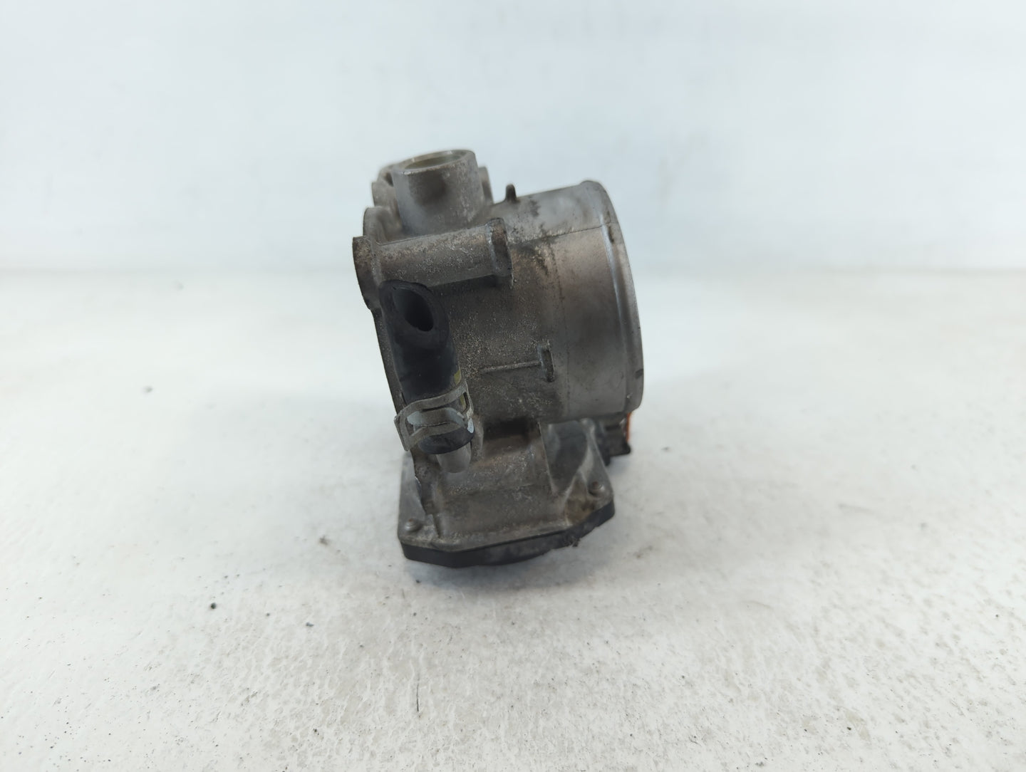 2020-2022 Kia Forte Throttle Body P/N:6100-10611 35100-2E710 Fits Fits 2020 2021 2022 OEM Used Auto Parts - Oemusedautoparts
