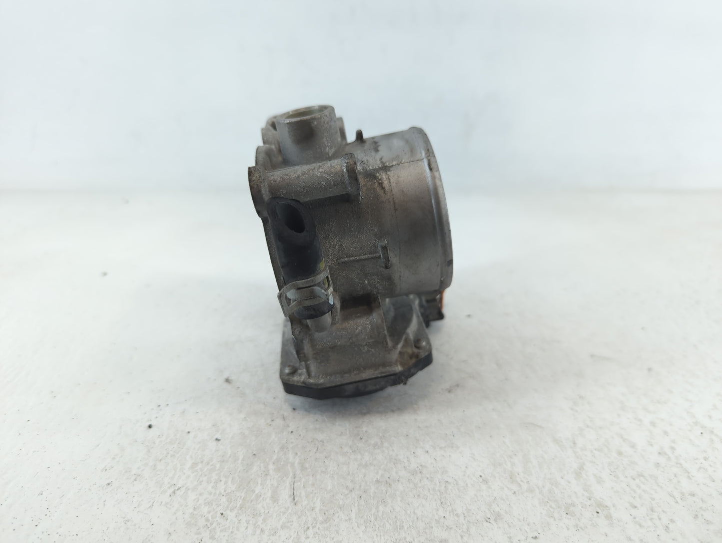 2020-2022 Kia Forte Throttle Body P/N:6100-10611 35100-2E710 Fits Fits 2020 2021 2022 OEM Used Auto Parts - Oemusedautoparts