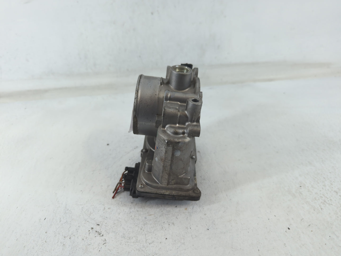 2020-2022 Kia Forte Throttle Body P/N:35100-2E710 Fits Fits 2020 2021 2022 OEM Used Auto Parts - Oemusedautoparts1.com