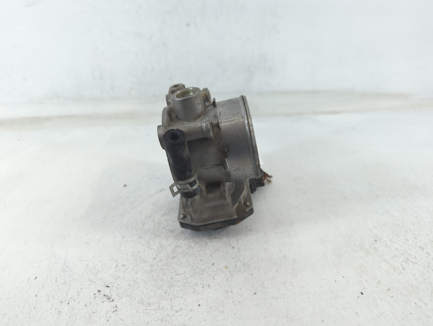 2020-2022 Kia Forte Throttle Body P/N:35100-2E710 Fits Fits 2020 2021 2022 OEM Used Auto Parts - Oemusedautoparts1.com
