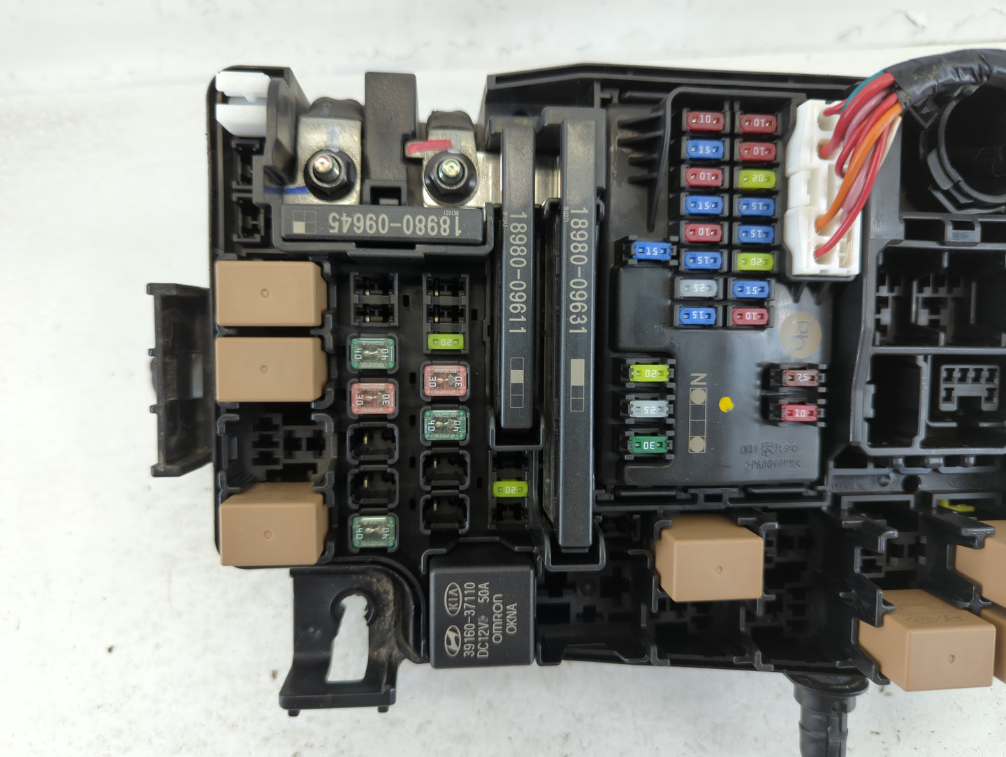 2019-2020 Kia Forte Fusebox Fuse Box Panel Relay Module P/N:91431 M7431 Fits Fits 2019 2020 OEM Used Auto Parts - Oemusedaut